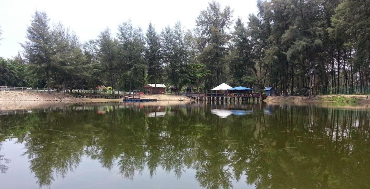 Terengganu Equestrian Resort Kuala Terengganu Exterior photo